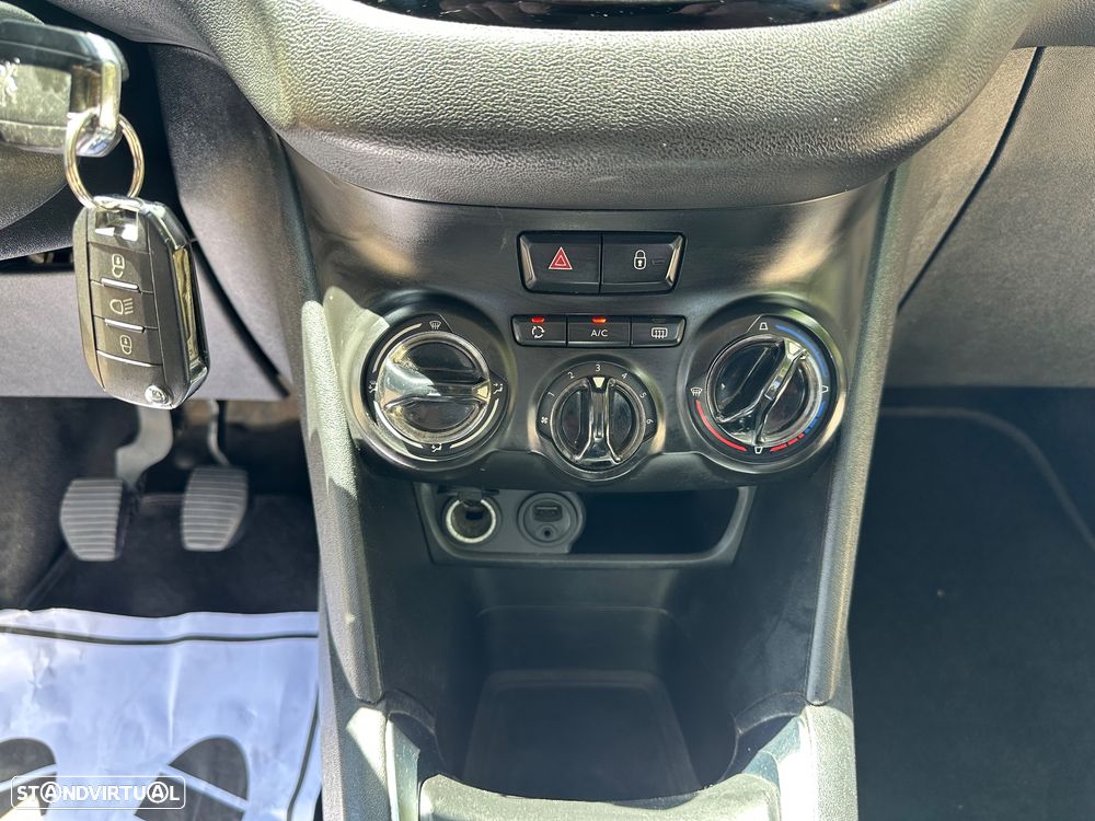 Peugeot 208 1.4 HDi Allure - 19