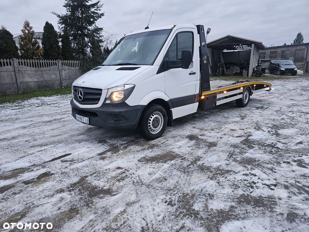 Mercedes-Benz Sprinter - 1