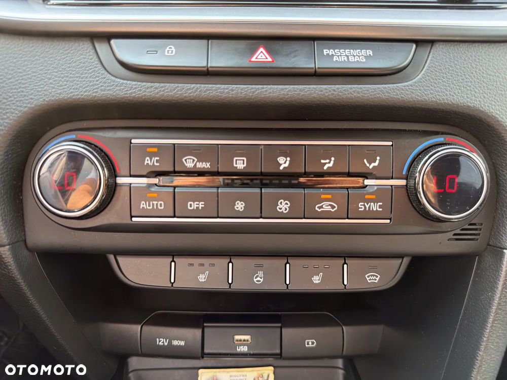 Kia XCeed 1.5 T-GDI M - 21