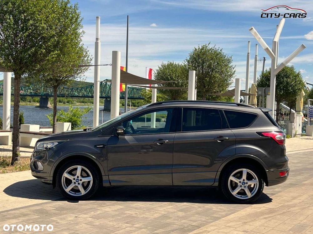 Ford Kuga - 26