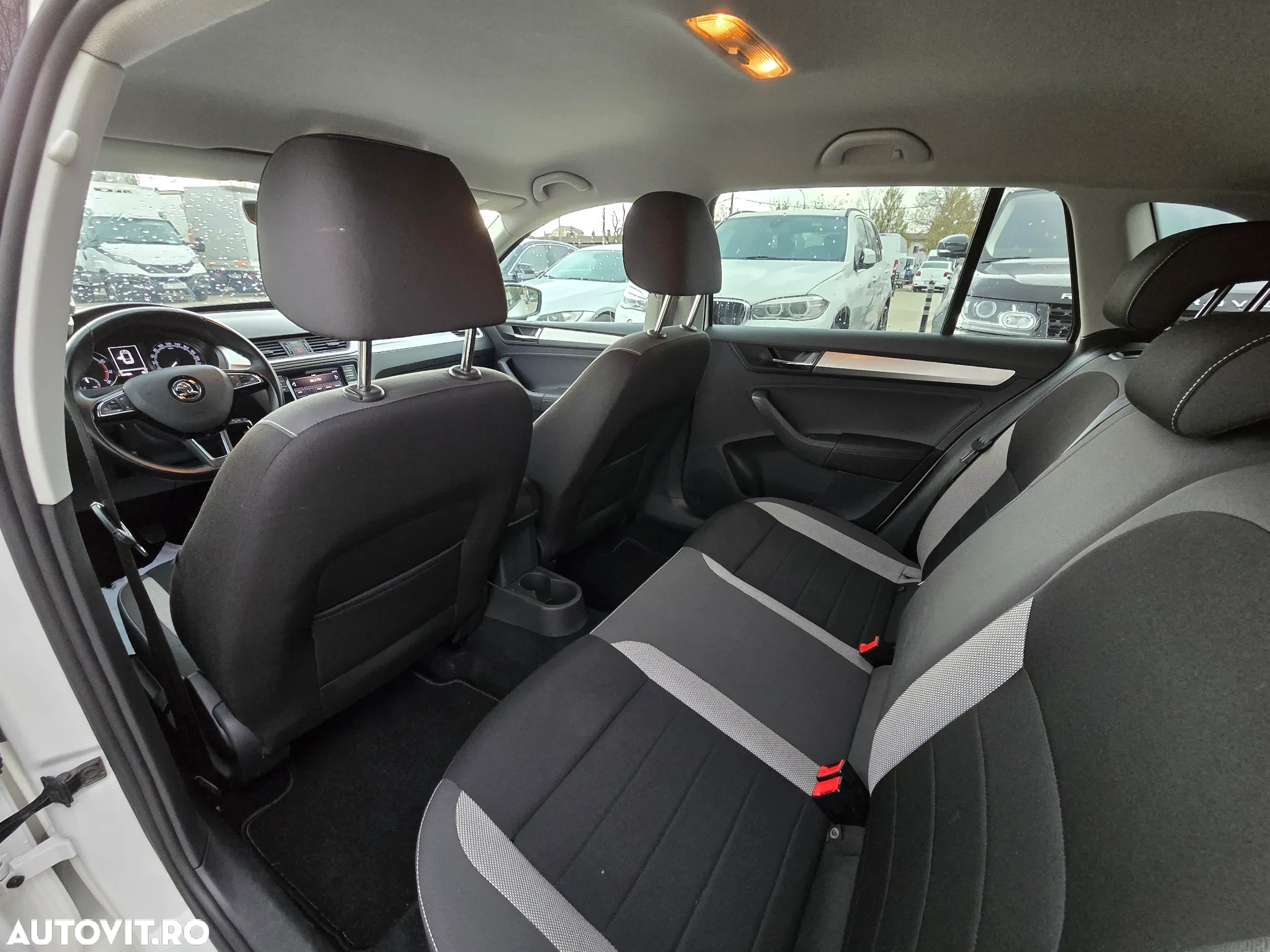 Skoda RAPID Spaceback 1.0 TSI Monte Carlo - 8