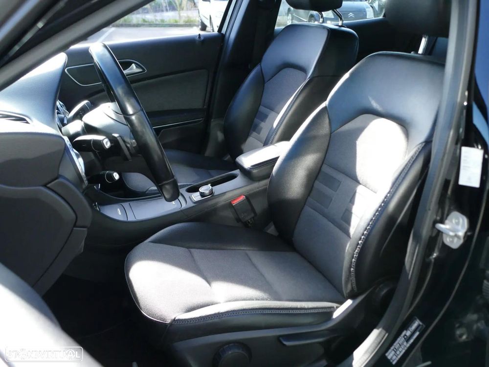 Mercedes-Benz GLA 180 d Style Aut. - 26