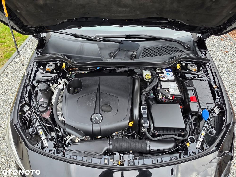 Mercedes-Benz CLA - 4