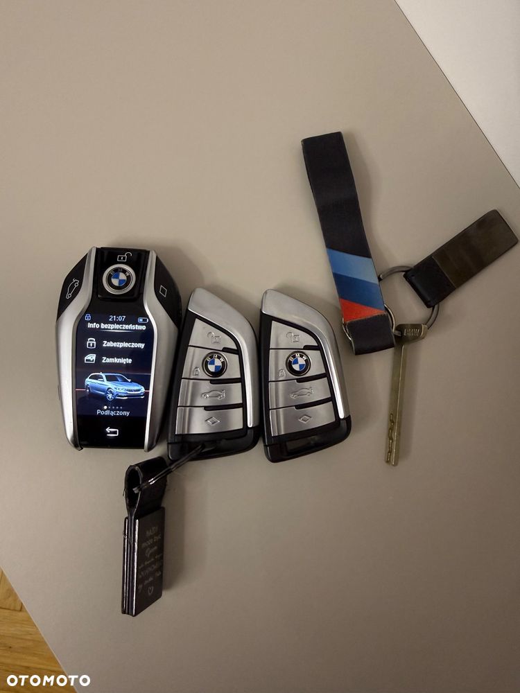 BMW Seria 5 540i xDrive Luxury Line - 33