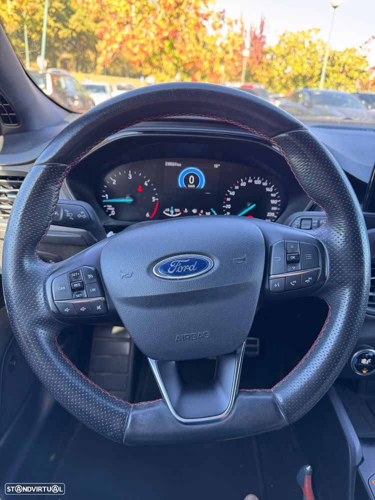 Ford Focus SW - 27