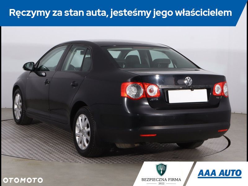 Volkswagen Jetta - 6