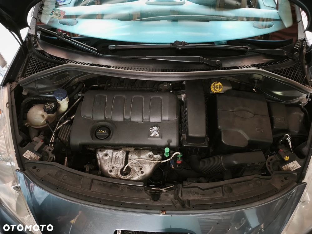 Peugeot 207 1.4 16V Trendy - 13
