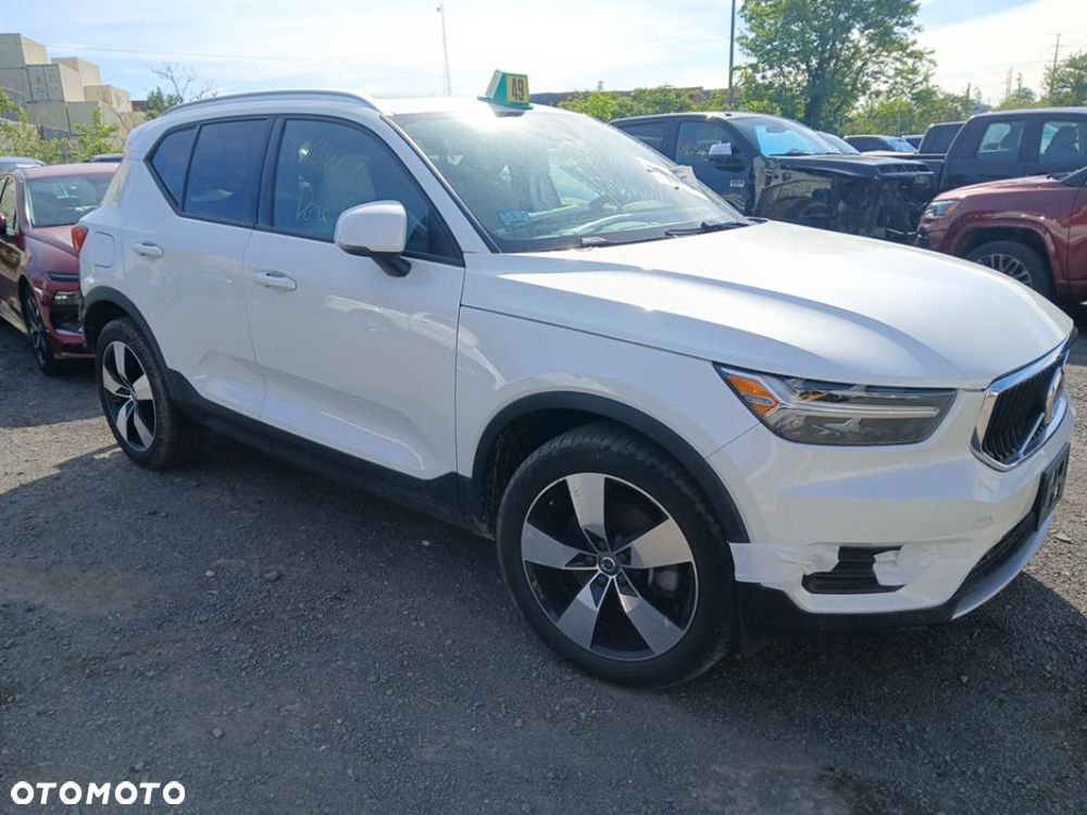 Volvo XC 40 T5 AWD Momentum - 16