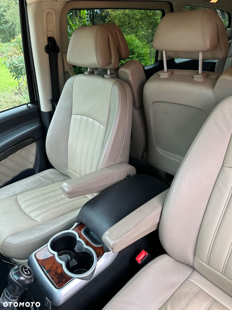 Mercedes-Benz Viano - 7