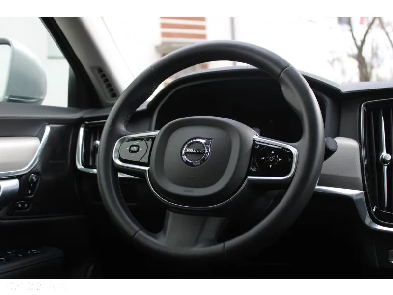 Volvo S90 - 5