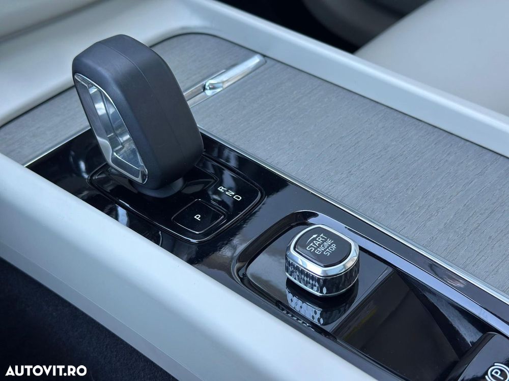 Volvo XC 60 Recharge T6 Twin Engine eAWD Inscription Expression - 22