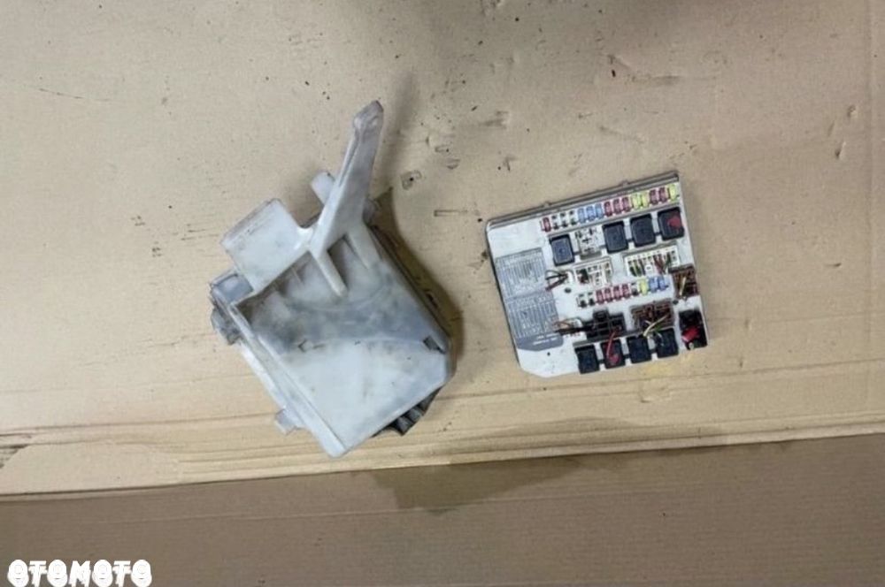 284B7AX615 moduł komfortu skrzynka bsi Nissan Micra k12 - 3