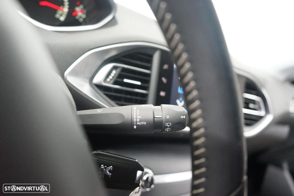 Peugeot 308 SW - 18