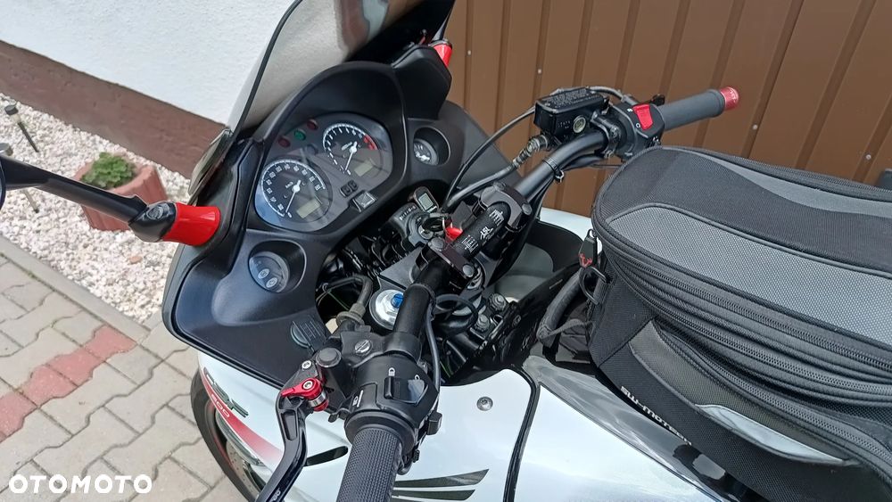 Honda CBF - 35