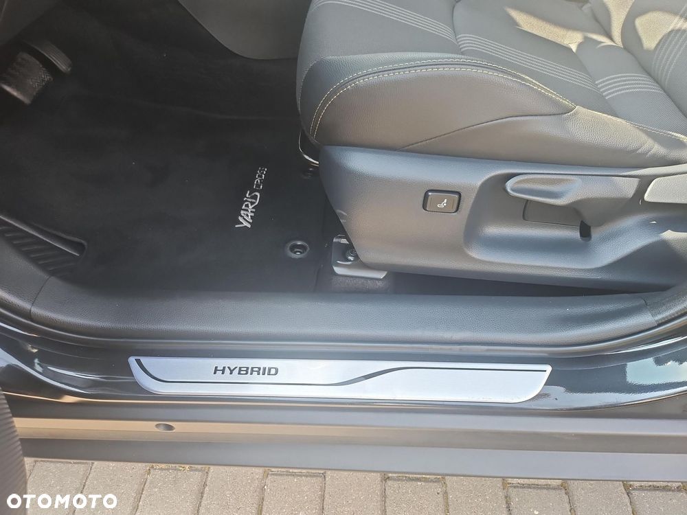 Toyota Yaris Cross Hybrid 1.5 Adventure - 17