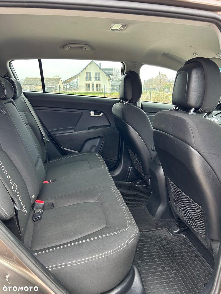 Kia Sportage 1.6 GDI Business Line L 2WD - 23