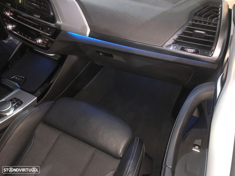 BMW X3 30 e xDrive xLine - 38