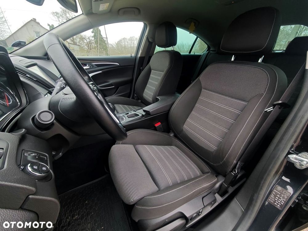 Opel Insignia - 28
