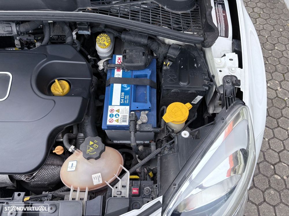 Fiat 500X 1.6 MJ Pop Star J17 S&S - 18