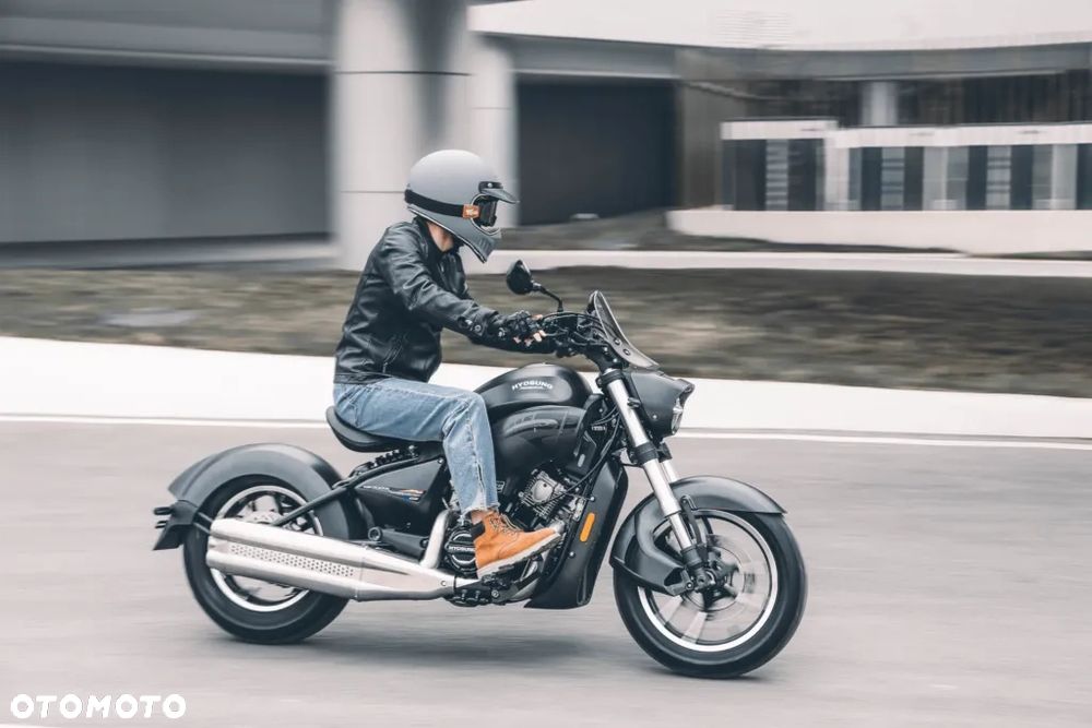 Hyosung GV - 8