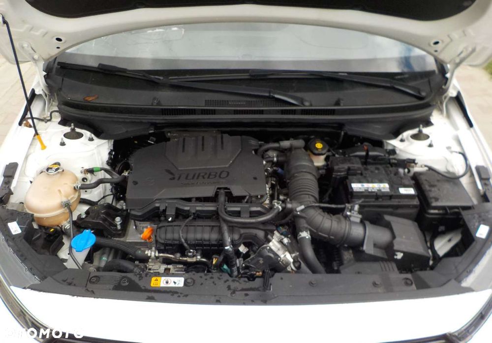 Hyundai Bayon - 5