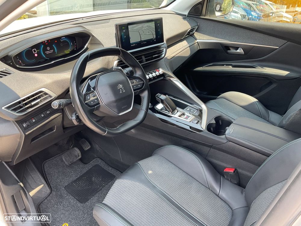 Peugeot 3008 1.6 Hybrid4 Allure e-EAT8 - 25