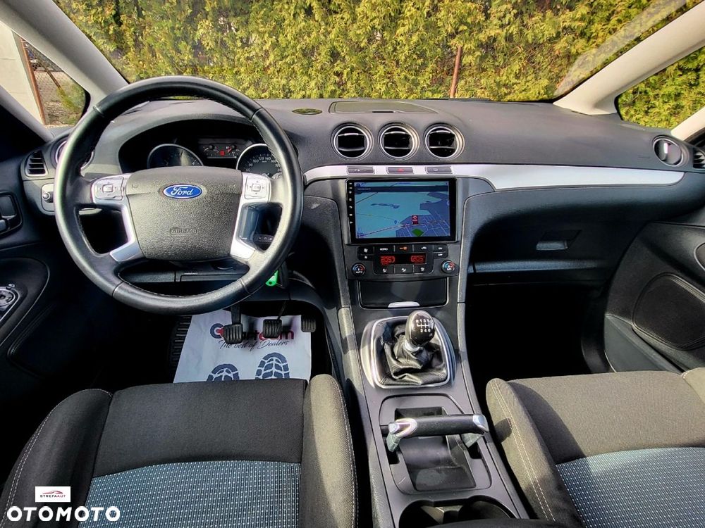 Ford S-Max - 9