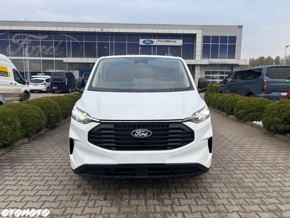Ford E-Transit Custom 218KM A1 RWD VAN TREND - 3
