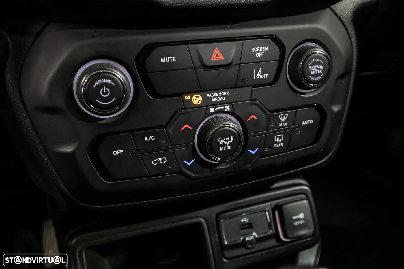 Jeep Renegade 1.0 T Limited - 16