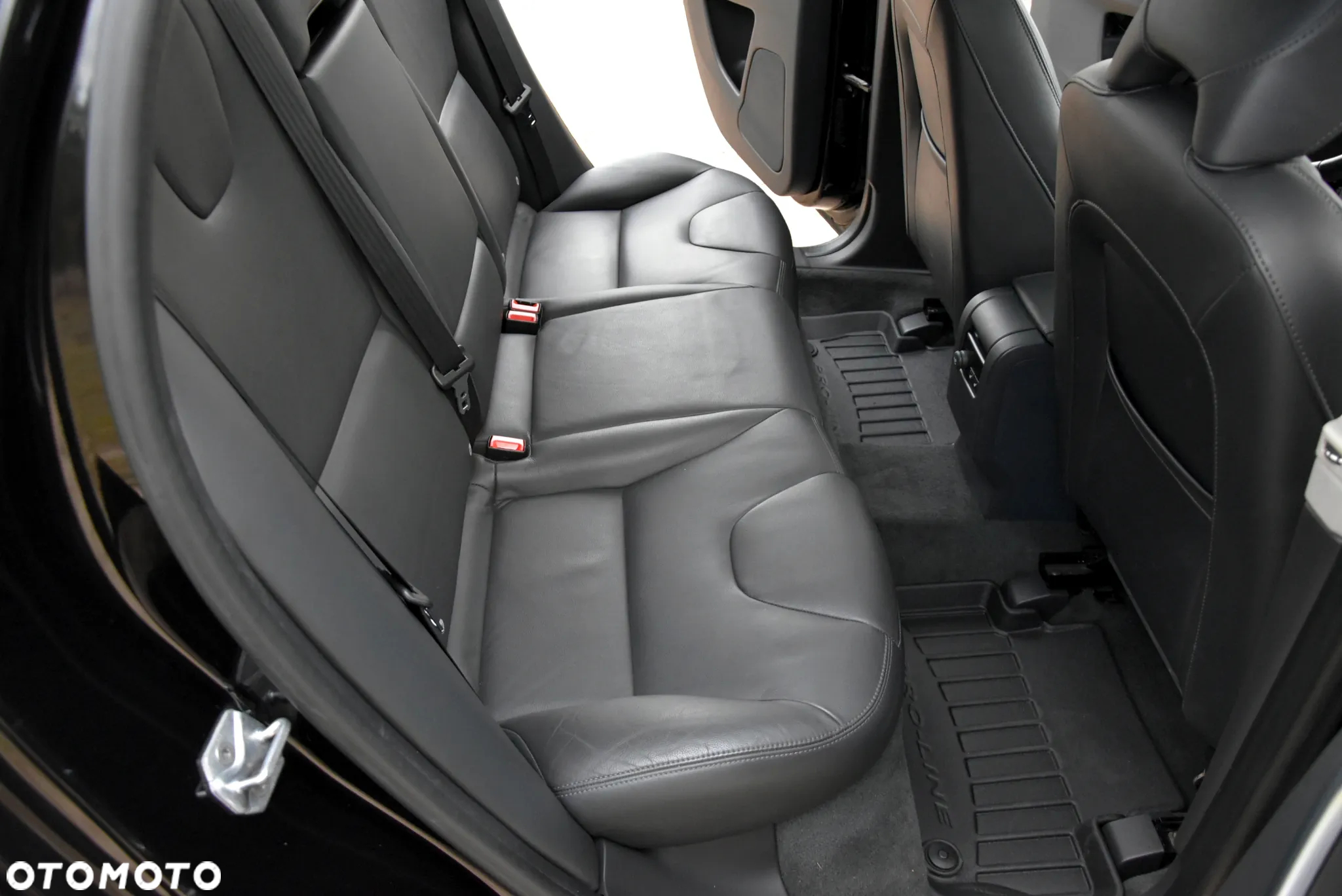 Volvo XC 60 T5 AWD Summum - 29