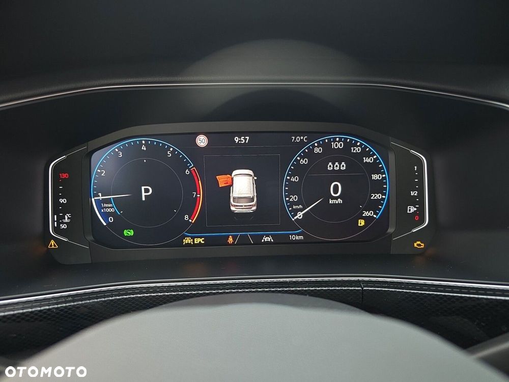 Volkswagen T-Cross 1.0 TSI R-Line Plus DSG - 22