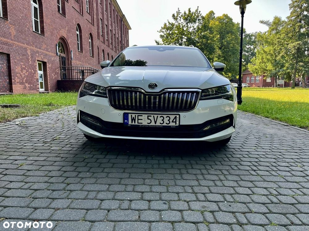 Skoda Superb 2.0 TDI SCR Ambition DSG - 11
