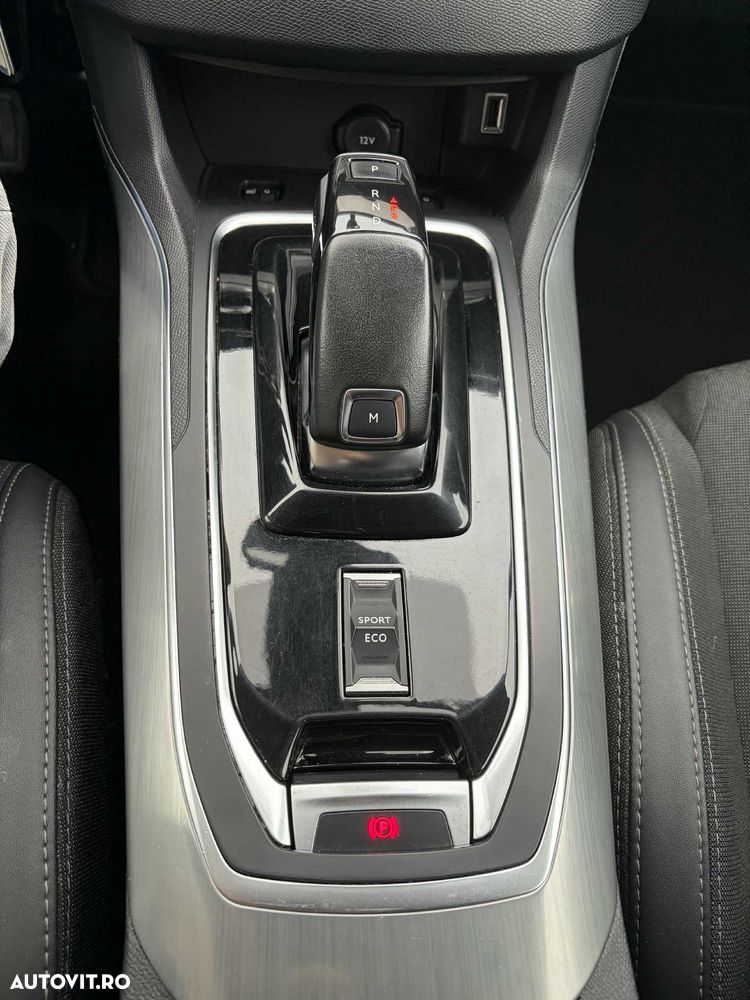 Peugeot 308 BlueHDi FAP 130 EAT8 Stop & Start Active Pack - 13