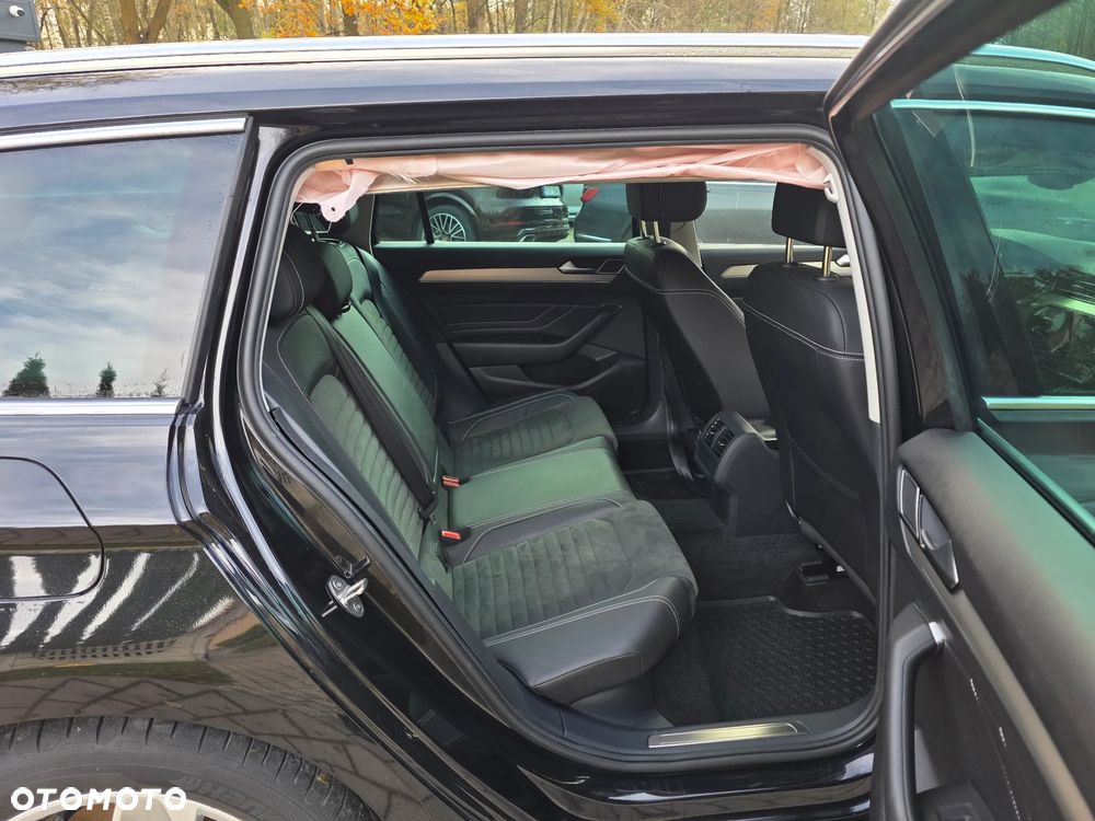 Volkswagen Passat 2.0 TDI EVO Elegance DSG - 17