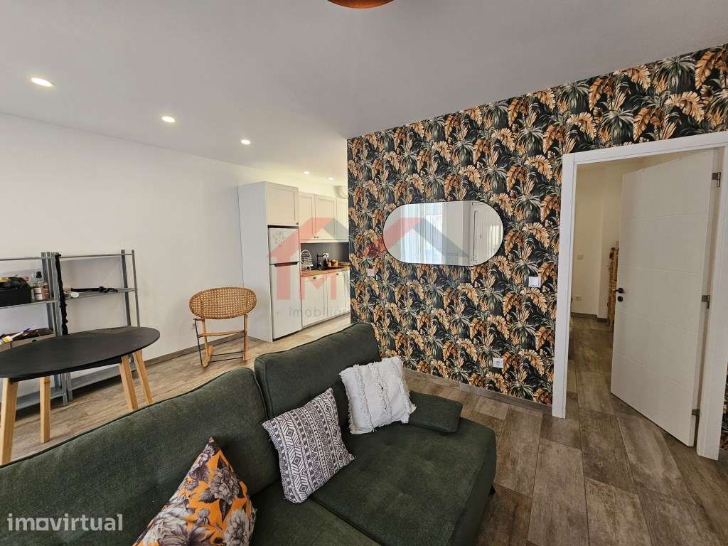 Moradia V1 renovada no centro - Loulé - Grande imagem: 4/20