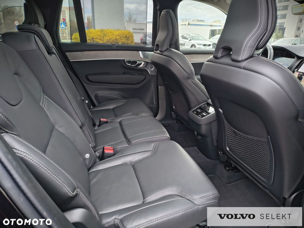 Volvo XC 90 - 31