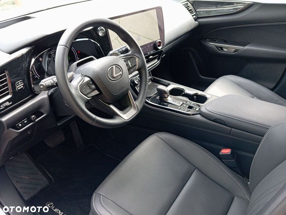 Lexus NX - 9