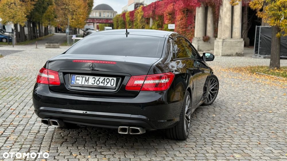 Mercedes-Benz Klasa E 350 CGI BlueEffICIENCY - 3