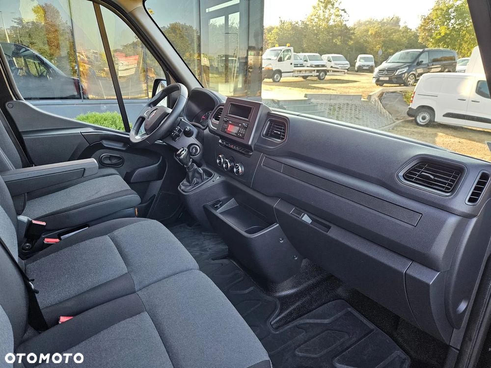 Renault Master L2H2 2.3dCi 136KM - 11
