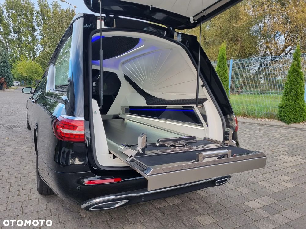 Mercedes-Benz Klasa E 220 d 4-Matic Avantgarde - 7