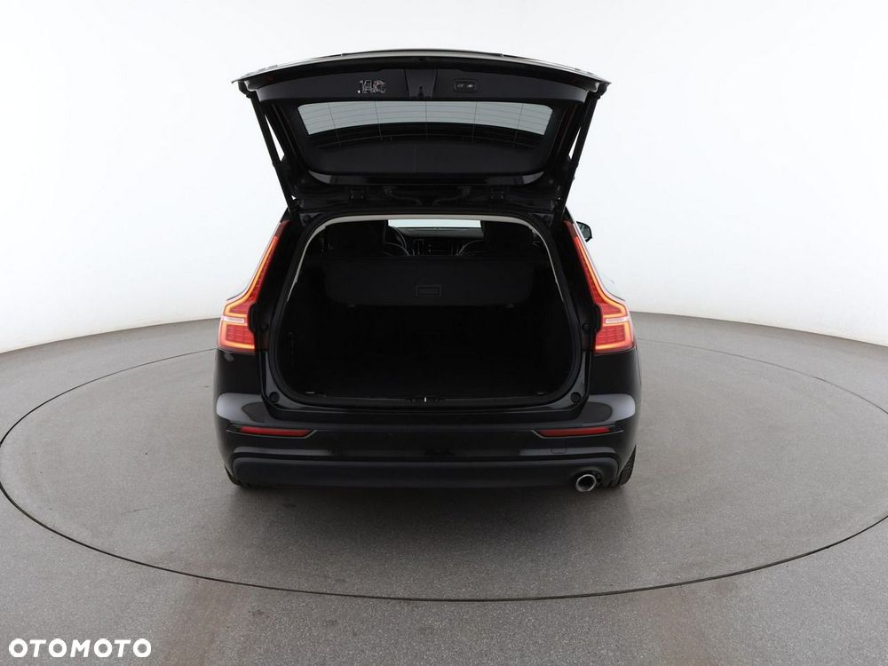 Volvo V60 D3 Momentum Pro - 20