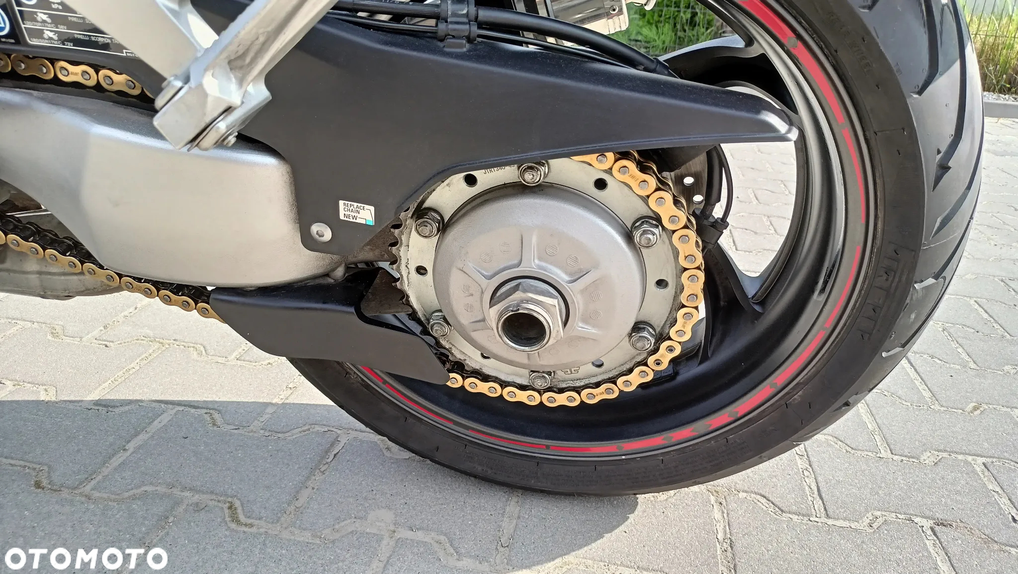 Honda VFR - 10