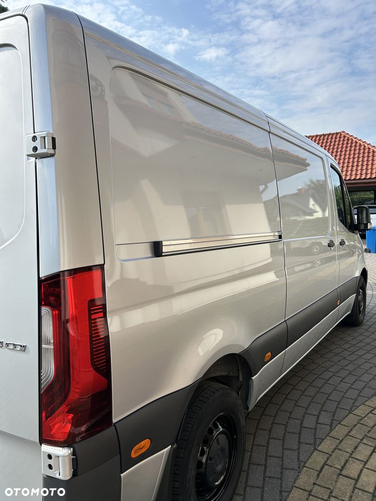 Mercedes-Benz Sprinter - 7