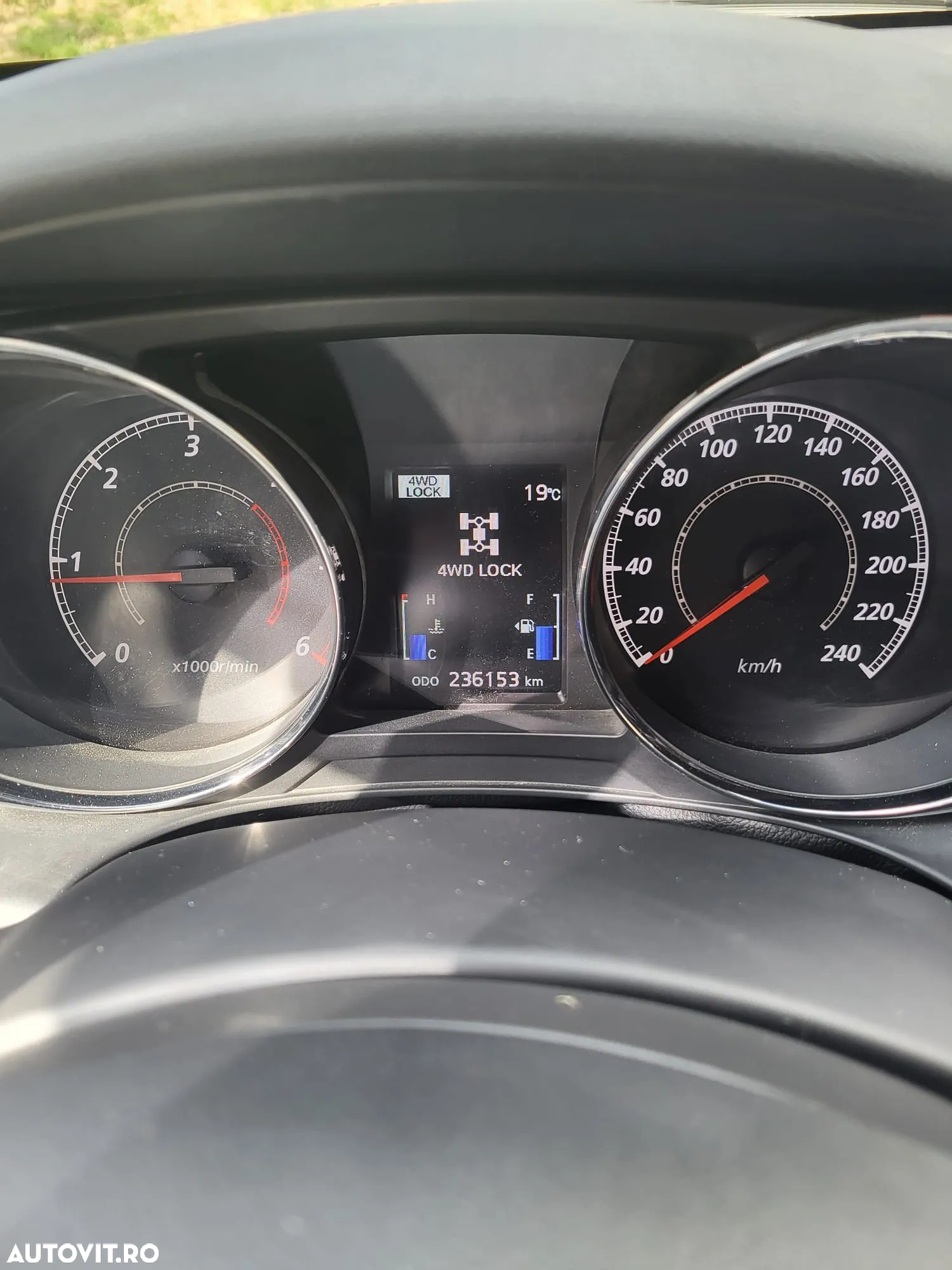 Mitsubishi ASX - 4