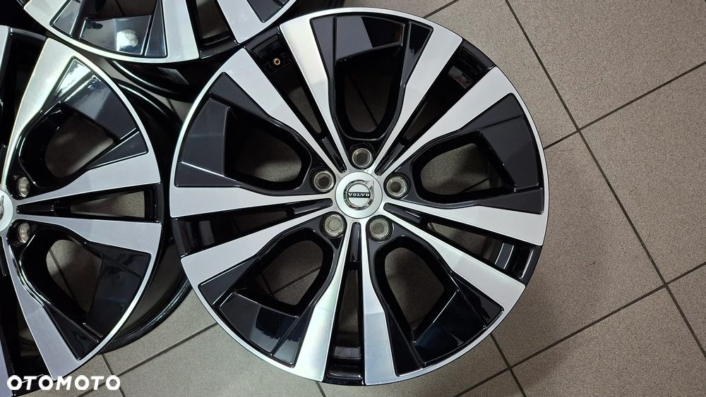 Felgi Aluminiowe 18 Volvo XC 60 V90 Cross Country 5x108 ET 50.5 - 5