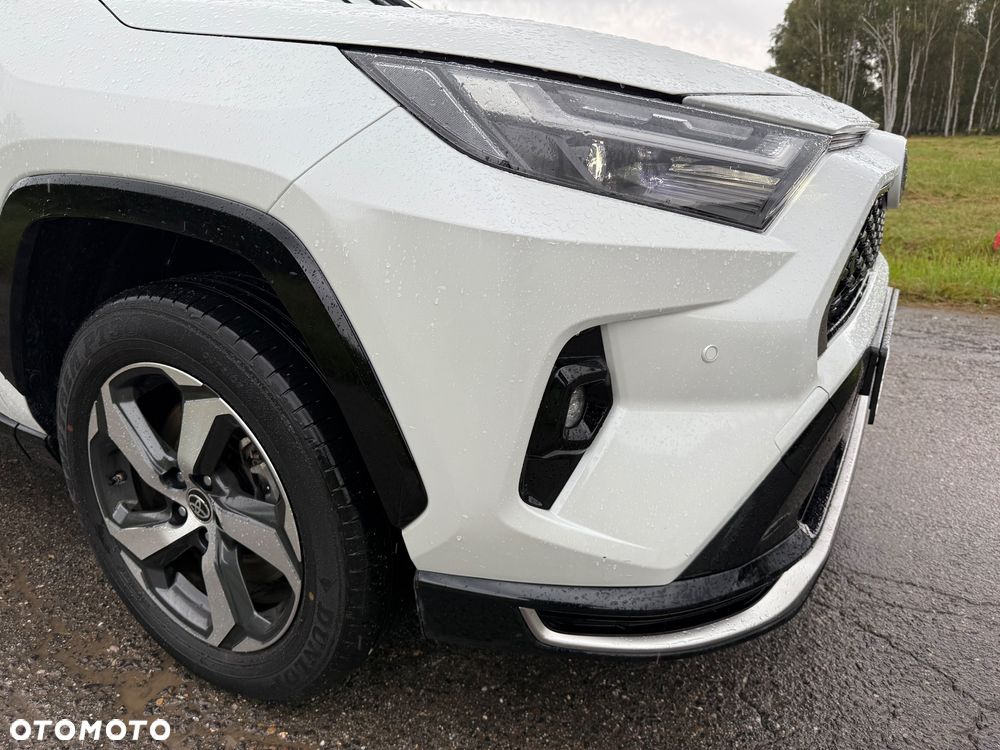 Toyota RAV4 Plug-in-Hybrid - 10