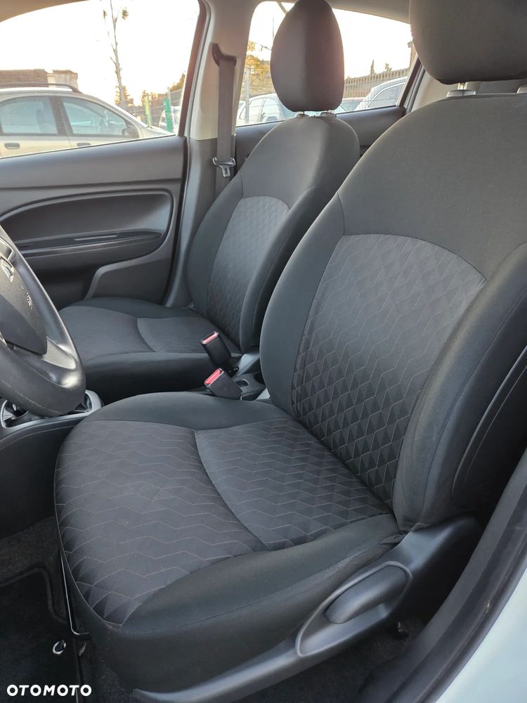 Mitsubishi Space Star 1.0 - 12