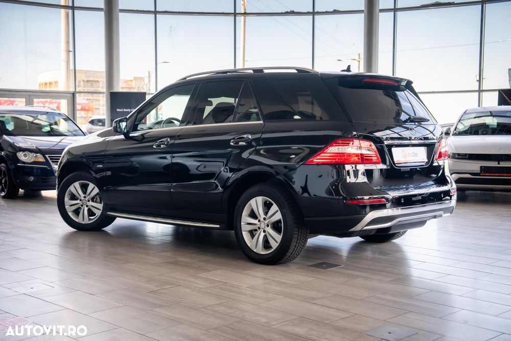 Mercedes-Benz ML - 10