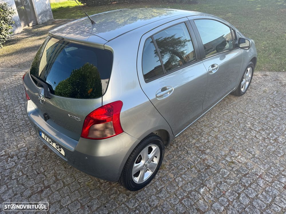 Toyota Yaris 1.0 VVT-i Sol High Pack MMT VSC+TRC - 4