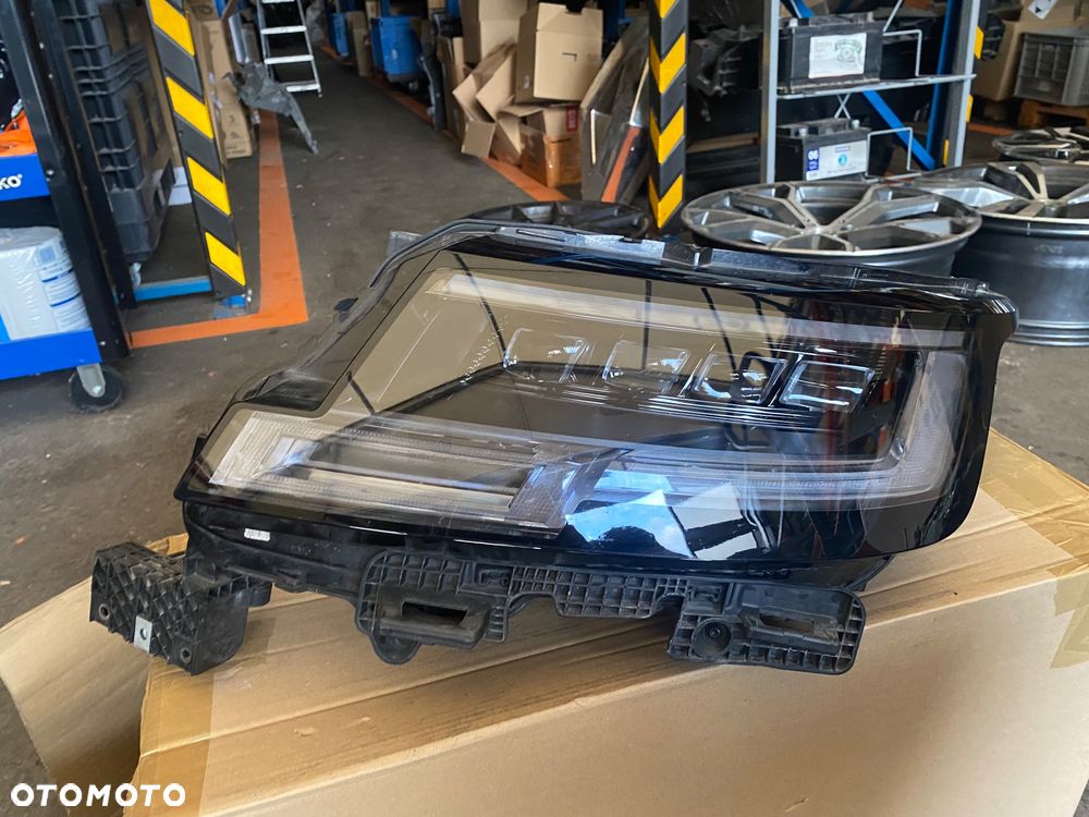 Land Rover RANGE ROVER VOGUE L460 LAMPA PRZEDNIA LEWA REFLEKTOR LEWY PRZEDNI PRZÓD FULL LED full ledowy 11+3 piny fulled M8E2-13W030-EK   M8E213W030EK  M8E2 13W030 EK  1210.509.0000  300474909  151200159358 12105090000  L 460 - 5